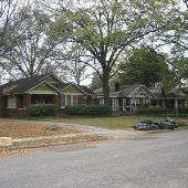 Snowden Ave