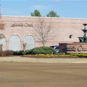 The Shops of Saddle Creek