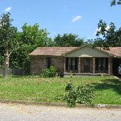 9076 Neil Ave.