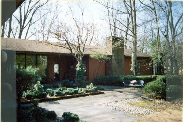 3343 Woodhaven Rd